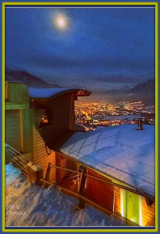 Atmosfera E Vista Mozzafiato Chalets 奥斯塔 外观 照片